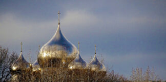 Russiese kerk beboet vir “onwettige sendingaktiwiteit”