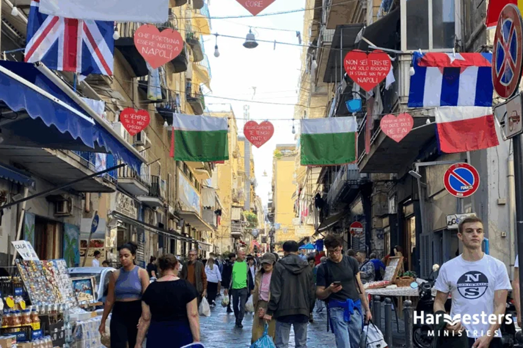 miracle-in-naples-praying-for-the-gospel-to-move-in-italy